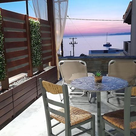 Alisachni Apartment Kini ภายนอก รูปภาพ